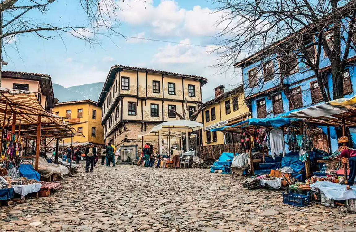 İzmir Çıkışlı Bodrum Marmaris Datça Akyaka Deniz Turu (4 Gece Otel Konaklamalı)