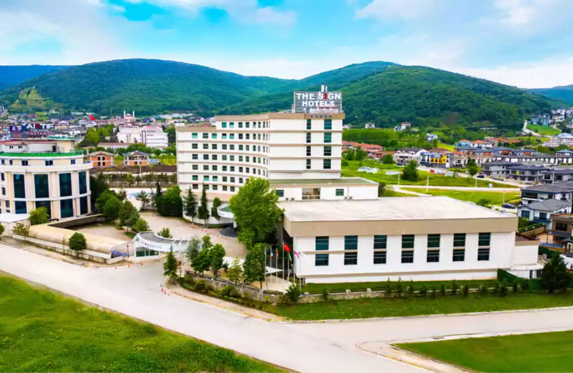  Bursa Tophane Şaitabat Şelalesi Yuvacık Ormanya Macera Parkı Turu / 1 Gece Otel Konaklamalı 