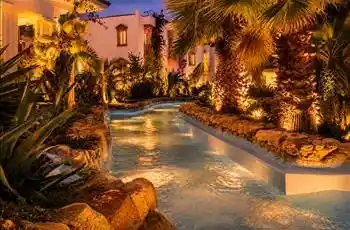 Phoenix Sun Hotel | 4 Gece Konaklama | İstanbul , Bursa Ve İzmir Hareketli 
