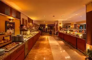 Phoenix Sun Hotel | 3 Gece Konaklama | İstanbul , Bursa Ve İzmir Hareketli