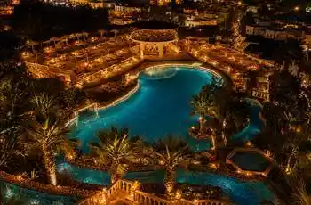 Phoenix Sun Hotel | 3 Gece Konaklama | İstanbul , Bursa Ve İzmir Hareketli