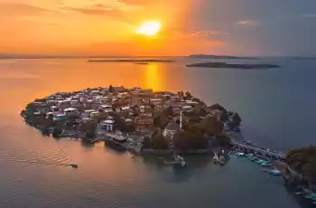Bursa Cumalıkızık Gölyazı Eskikaraağaç Leylek Şenliği Turu 1 Gece Otel Konaklamalı