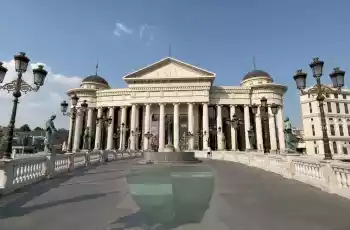 Balkan Güzelleri Ajet Havayolları İle Kosova Makedonya Turu