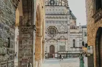 Büyük İtalya Turu Ajet Havayolları İle 5 Gece 6 Gün (Bergamo–Roma)