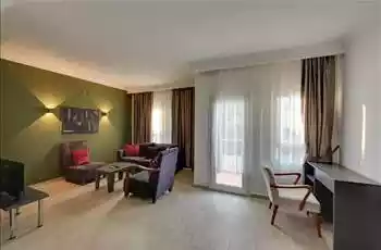Leo Beach Bodrum +16 Hotel 4 Gece Konaklamalı  Her Şey Dahil Konsept