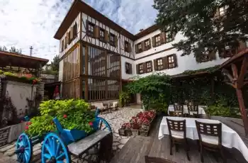 Sevgililer Günü Özel Safranbolu Amasra Abant Turu 1 Gece Konaklama