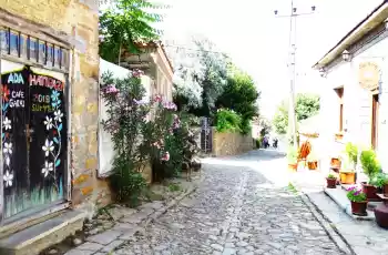 Gökçeada Bozcaada Zeytinliköy Turu 1 Gece Konaklama