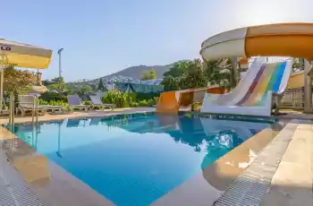Luna Beach Hotel Bodrum | 4 Gece Konaklamalı |İstanbul , Bursa Ve İzmir Hareketli   Private |