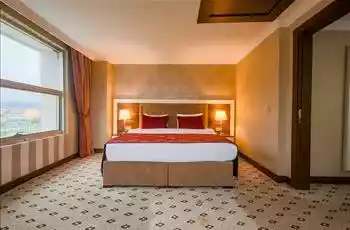  Bursa Tophane Şaitabat Şelalesi Yuvacık Ormanya Macera Parkı Turu / 1 Gece Otel Konaklamalı 