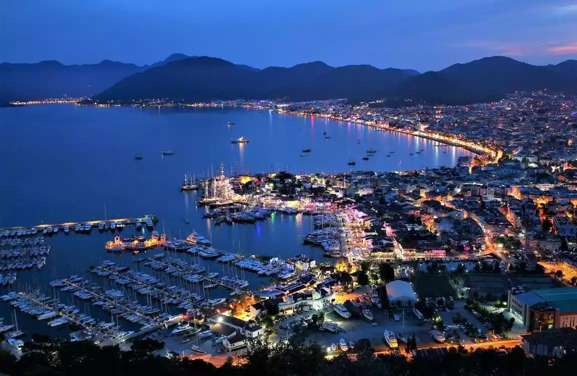 İzmir Çıkışlı Bodrum Marmaris Datça Akyaka Deniz Turu (4 Gece Otel Konaklamalı)