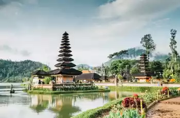 Singapur Bali Turu Thy İle 6 Gece 8 Gün