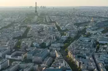 Paris Turu 3 Gece Pegasus Havayolları İle Kasım Aralık 2024 Sabah Gidiş & Öğlen Dönüş