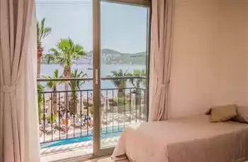 Costa Beach Resort Bodrum | 3 Gece Konaklamalı | İstanbul , İzmit, Bursa Ve İzmir Hareketli