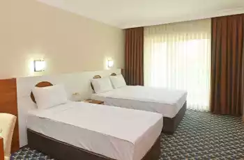 Omorfi Garden Resort Hotel Antalya Kemer 4 Gece Konaklamalı