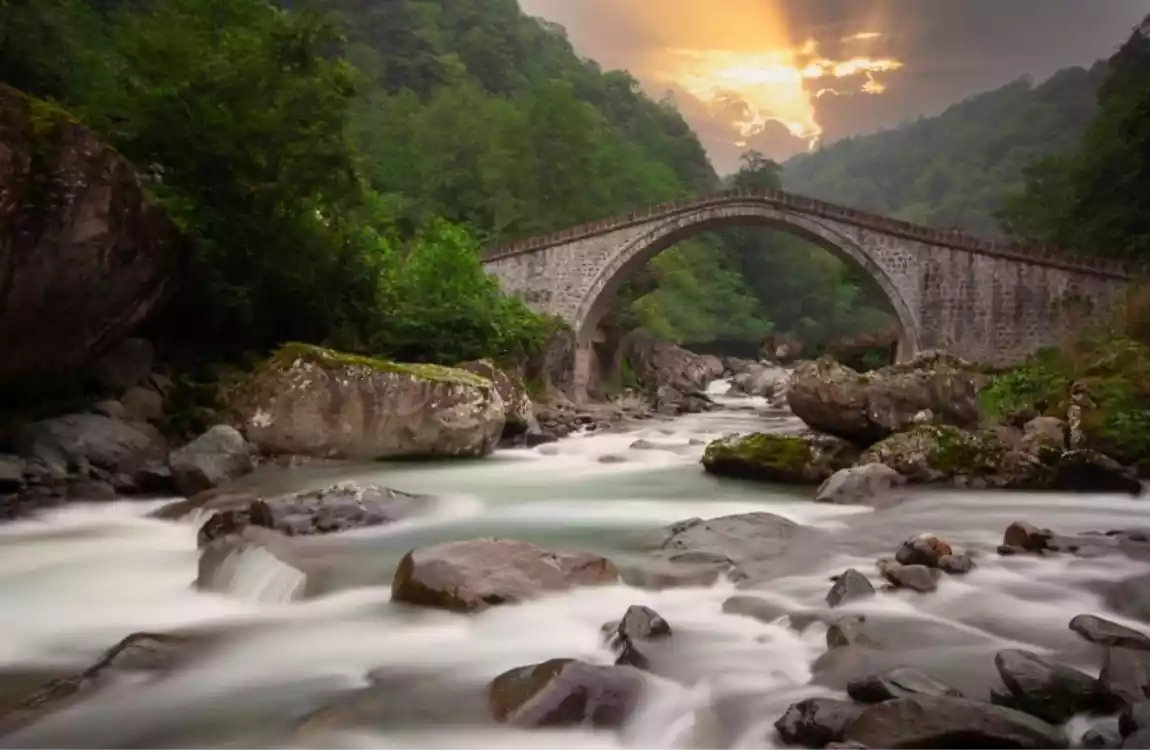 Uçaklı Karadeniz Yaylaları Ve Batum Rotası (3 Gece Otel Konaklamalı)